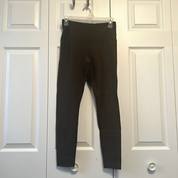 Lyssé Signature Center Seam Legging in Deep Olive. Size small. - Picture 2 of 7